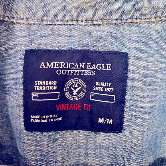 Vintage Fit American Eagle - Picture 2 of 4